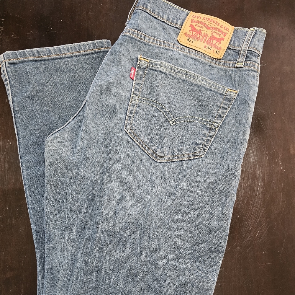 Mens Levi's 511 34x32 jeans